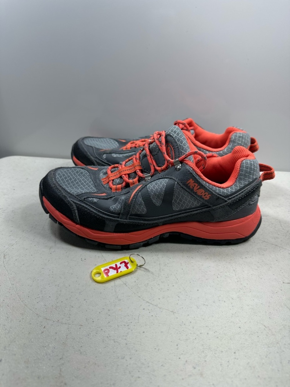 NEVADOS TOLIMA LOW WOMEN'S TRAIL HIKING RUNNING SHOES, US 8 NEW NWOB